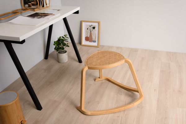 TRIRO_Rocking Stool_2026pm_16